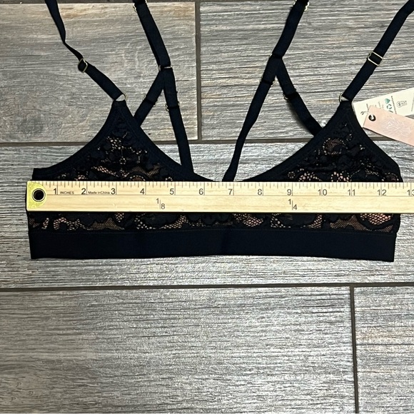 NWT Free People X We Are HAH Guard Her Bra or Belt Black Lace Small Bralette - Picture 10 of 15